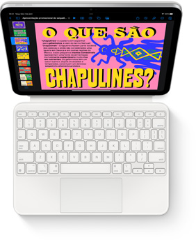 Imagem de cima do iPad com um Magic Keyboard Folio branco.