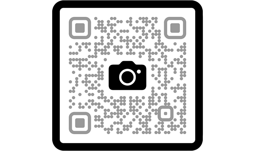 امسح رمز QR للتسوق في تطبيق Apple Store.‏