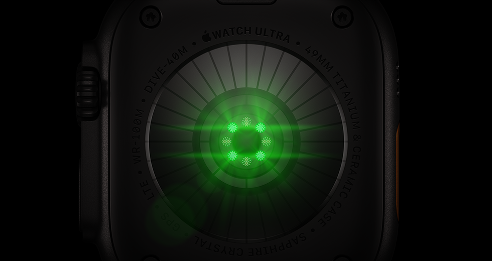 Apple Watch Ultra 4, вид ззаду, титановий корпус, чорний колір, кілька круглих датчиків із зеленими світлодіодами