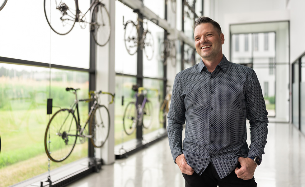 Apple technology helps CEO Marc-André Lebeau keep his small business accessible, efficient, and ready to grow.