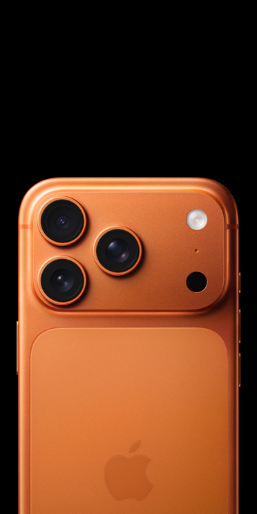 iPhone 17 Pro в космическо оранжево, заден екстериор с Pro камера, LiDAR светкавица и микрофон.